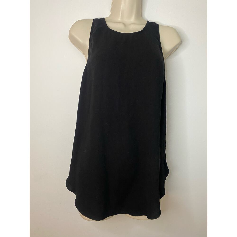 Wilfred black tank top with hidden zipper on back. Size Medium. Gently Used